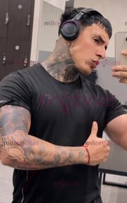 NUEVO HOMBRE CHACAL TATUADO 100% RICO PARA COMPLACER TODAS TUS NECESIDADES - FOTO 1