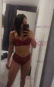 NICOL SÚPER CACHONDA Y SEXY COMPLACIENTE - FOTO 2