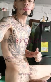 FLACO ACTIVO BLANCO TATUADO MORBOSO CON SITIO - FOTO 8