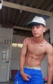 POLLO SÚPER CALIENTE Y COMPLACIENTE EN LO QUE DESEES, RE PARCHADO - FOTO 1