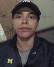 JOVEN PASIVO COMPLACIENTE DISPUESTO A QUE PASES UN RATO AGRADABLE - FOTO 1