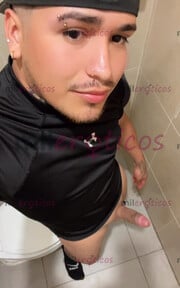 HOLA MI NOMBRE ES FRANCISCO TENGO 22 AÑOS, TE INVITO A PASARLA RICO - FOTO 1