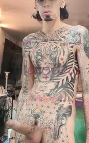 FLACO ACTIVO LECHERO MORBOSO TATUADO VERGON - FOTO 8