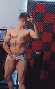 COLÁGENO DE 18 AÑOS SUPER CALIENTE COMPLETAMENTE ENTREGADO A TI - FOTO 9