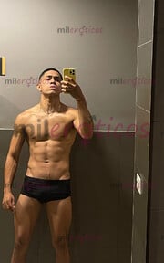 HOMBRE SIMPÁTICO, CUERPO DE GYM DISPONIBLE PARA CUMPLIR TUS DESEOS - FOTO 2