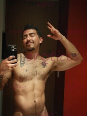 CHAVO DELGADO, TATUADO, DISCRETO Y GRACIOSO. LECHE ESPERÁNDOTE - FOTO 10