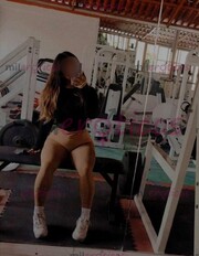 TETAS DELICIOSAS, PIEL CLARA, DE CARITA HERMOSA Y UNOS CAUTIVADORES OJOS CLAROS - FOTO 5