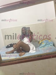 SOY UNA HERMOSA TETONA DE 25 AÑOS GANOSA DE VERGA - FOTO 3