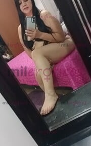 HERMOSA MADURA PELINEGRA MADURITA TETONA CULONA COMPLASIENTE - FOTO 1