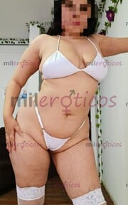 HERMOSA Y SENSUAL NAOMI CON LINDO CUERPO NATURAL - FOTO 4