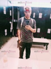 TRATO CARIÑOSO POR FUERA Y MUY TRAVIESO EN PRIVADO - FOTO 9
