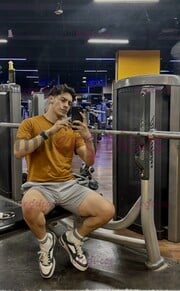 ALEXIS DISCRETO, ATENTO Y MUY COMPLACIENTE - FOTO 7