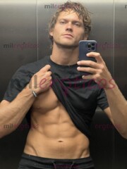 GUERO ALTO DE OJO AZUL CON VERGOT Y CUERPO ATLÉTICO - FOTO 9