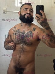 INTER BARBÓN TATUADO CACHONDO EN TU CIUDAD CUMPLO FETICHES - FOTO 1