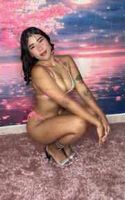 JIMENA MAMADORA GARGANTA PROFUNDA EXÓTICA DE MOVIMIENTOS SENSUALES JOVENCITA - FOTO 5
