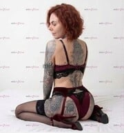 NUEVA MODELO TATUADA EN EL SECTOR DE GALERÍAS - FOTO 8