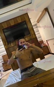 ACTIVO FETICHISTA Y LECHERO NUEVO EN LA COUDAD - FOTO 3