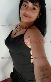 APRETADITA TETICAS PEQUEÑAS COMPLACIENTE - FOTO 4