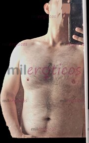 HOMBRE ATRACTIVO, ATLÉTICO PARA PASAR UN MOMENTO SENSUAL DE RELAJACIÓN - FOTO 1