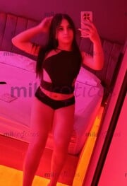 VALENTINA POLLA ARRECHA SUMISA COMPLACIENTE DISPUESTA A TODO - FOTO 2