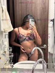 FLAQUITA DE PUSSY APRETADITA ME ENCANTA MODELAR LENCERIA - FOTO 10