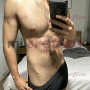 JÓVEN VERGÓN CUERPO DE GYM LISTO PARA COMPLACERTE - FOTO 9