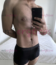 JÓVEN VERGÓN CUERPO DE GYM LISTO PARA COMPLACERTE - FOTO 10