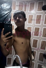 PASIVO TWINK , MORENITO Y CHAPARRITO MUY CALIENTE - FOTO 2