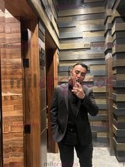CHICO VARONIL CALIENTE Y COMPLACIENTE CON CULO Y VERGA RICA - FOTO 7