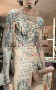 FLACO VERGON ACTIVO BLANCO TATUADO ARRECHO - FOTO 6