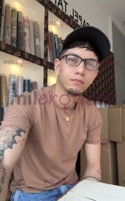 ACTIVO 22 CM CON SITIO LLÁMAME O ESCRÍBEME DE PASO POR LA CIUDAD - FOTO 1