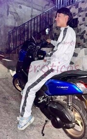 YOUR POWERFULL BOY: POLLO JOVEN Y VERSÁTIL DISPUESTO HA COMPLACERTE - FOTO 3