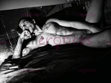 ¡NUEVO EN LA ZONA! ACTIVO, MUY MASCULINO Y DOTADO. MORBO Y DISCRECIÓN GARANTIZAD - FOTO 5