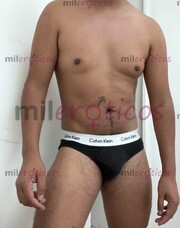 CHICO ESTUDIANTE LISTO PARA CONOCERTE EN TU CIUDAD - FOTO 2