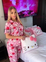 MI NOMBRE ES ALONDRA, UNA CHICA RECIÉN LLEGADA A TU CIUDAD - FOTO 5
