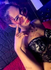 MORENA DELGADA DISPUESTA A CUMPLIR TUS FANTASÍAS VERGONA VERSÁTIL - FOTO 9