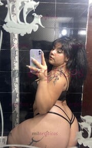 SOLO IMAGINA COMO SE ESCUCHA EL REBOTE DE TUS PIERNAS CON LAS MIAS - FOTO 10
