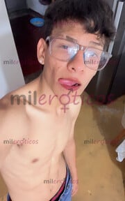 GIGOLÓ DE CONFIANZA, SOY JOVEN, APUESTO, DELGADO PERO EN FORMA, MIDO 1.65 - FOTO 2