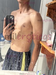 JOVEN EXPERIMENTADO DE VERGA GRANDE CON BUENA FORMA - FOTO 1