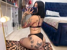 CHICA TATUADA CULONA PIEL BLANCA PARA TUS FANTASÍAS MÁS ÍNTIMAS - FOTO 10