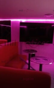 BUSCAMOS CHICAS SCORT EN CASA DE CITAS MUY COMODA Y SEGURA EN BOSA CENTRO - FOTO 1