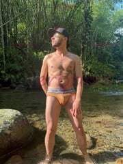 JOVEN DOTADO MASCULINO PREMIUM APASIONADO Y ENTREGADO AL PLACER SIN LÍMITES - FOTO 1