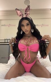 NEGRA ARDIENTE Y MUY CALIENTE A TUS PIES PAPI VEN Y AS REALIDAD TUS FANTACIAS - FOTO 1