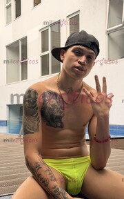 ATLÉTICO Y SEXY CHICO XXL INTER DISPUESTO A CUMPLIR TUS FANTASÍAS Y CAPRICHOS - FOTO 4