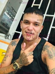 HOLA SOY SEBASTIÁN UN CHICO MUY ATRACTIVO Y CALIENTE - FOTO 1