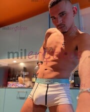 JOVEN ESCORT EXCLUSIVO PARA SALIDAS Y MASAJES - FOTO 10