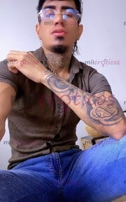 HOLA SOY MAURICIO ME ENCANTA EL SEXO SOY UN CHICO TATUADO BUENA ENERGÍA ACRITUD - FOTO 7