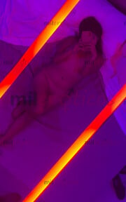 SOY ALE Y PUEDO SER TU CHICA MALA EN TODAS LAS POSES - FOTO 7