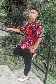 HOLA, SOY CHICO NUEVO EN LA CIUDAD CON DESEOS DE CONOCER HOMBRE MAYORES. - FOTO 6