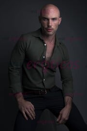 GUAPO EXCLUSIVO VERS. PASIVO DISPUESTO A COMPLACERTE - FOTO 2